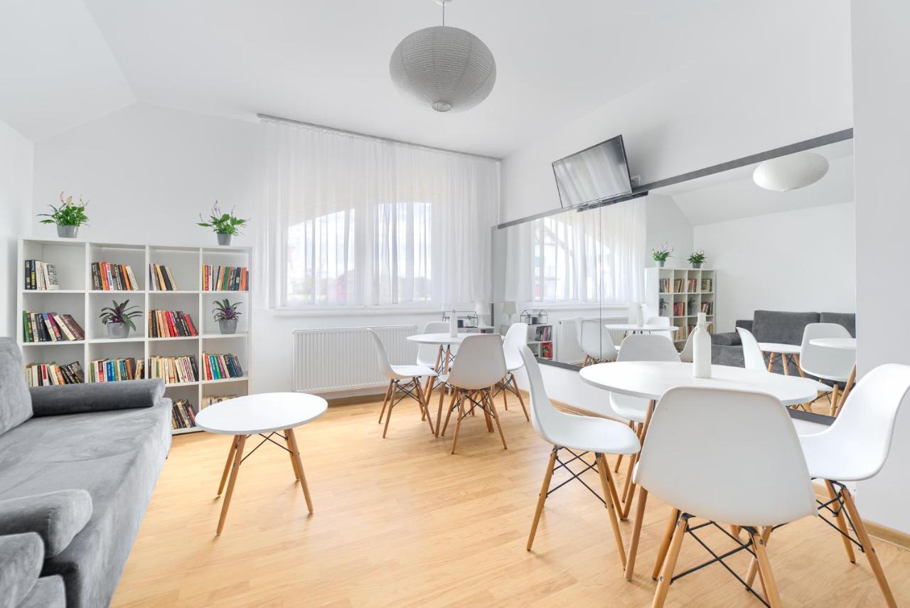 Resort Holiday Home Centrum Opieki I Rehabilitacji 야로수아비크 외부 사진