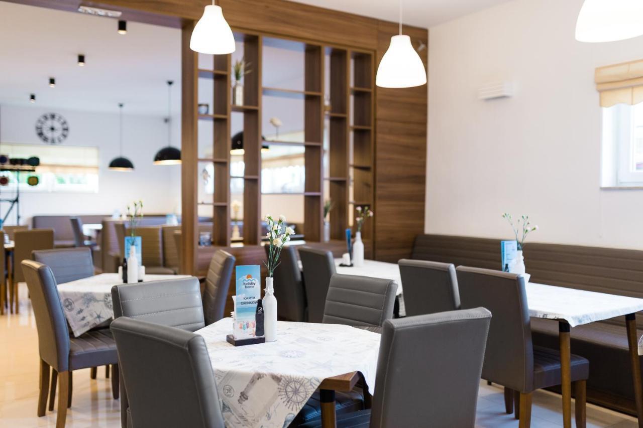 Resort Holiday Home Centrum Opieki I Rehabilitacji 야로수아비크 외부 사진